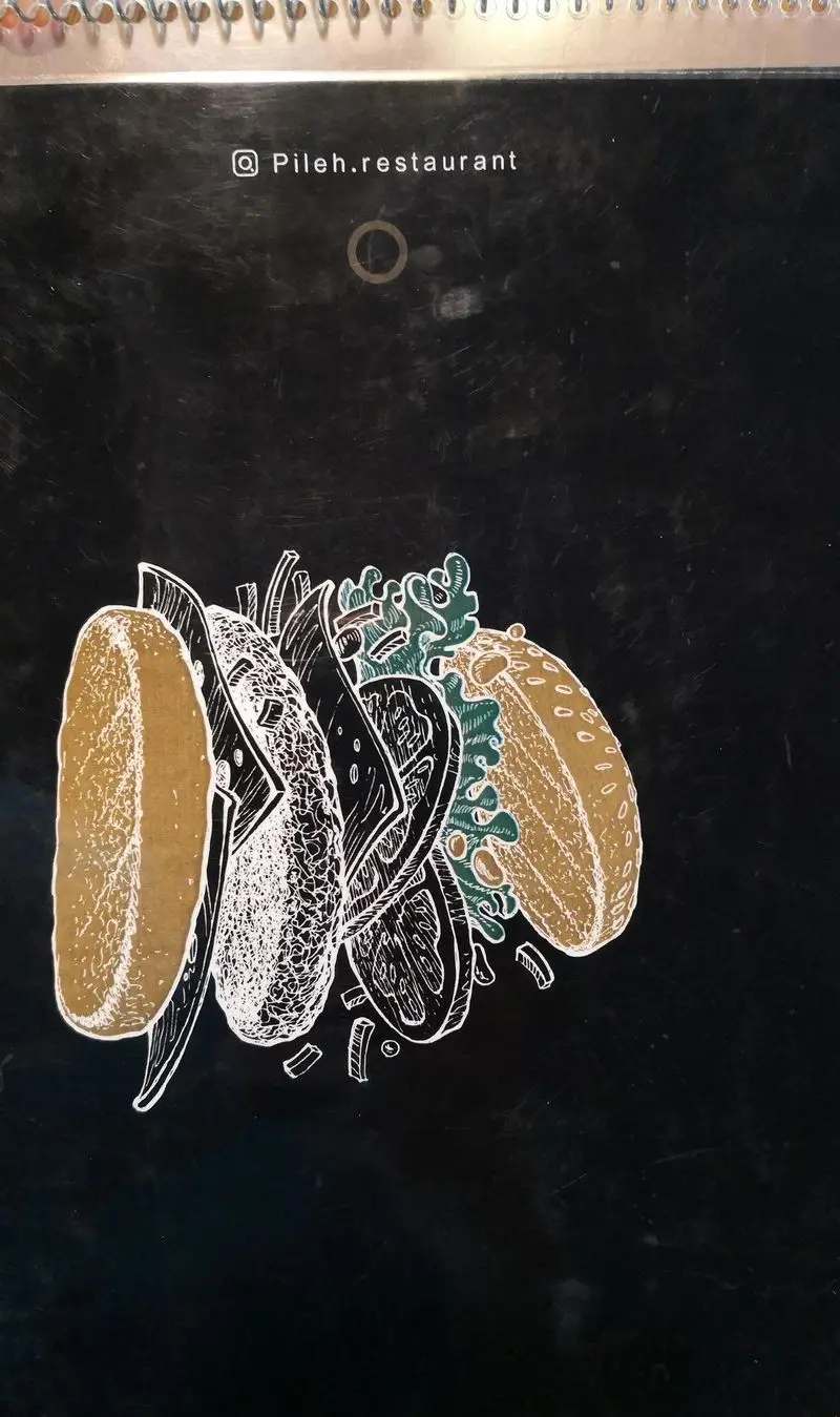 تصویر منوی فست فود پیله با طرح جذاب ساندویچ، برگر، هات داگ و مواد تازه. مناسب سفارش آنلاین غذای سریع.