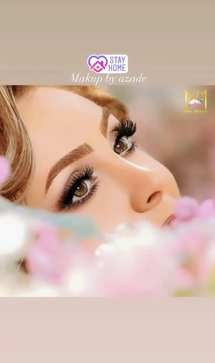 مدل میکاپ شیک و حرفه ای از صورت و چشم برای سالن زیبایی ماه بیوتی، نمایش مژه مصنوعی و آرایش ابرو