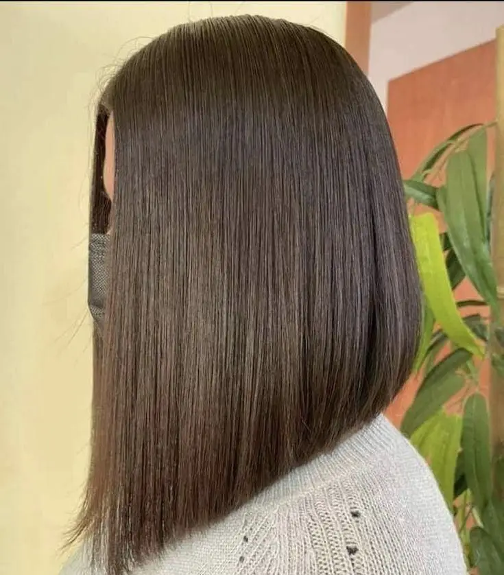 مدل کوتاهی موی باب صاف و براق زنانه با شاین عالی مناسب برای ایده هیرکات و کراتینه کردن موهای آسیب دیده در سالن تخصصی