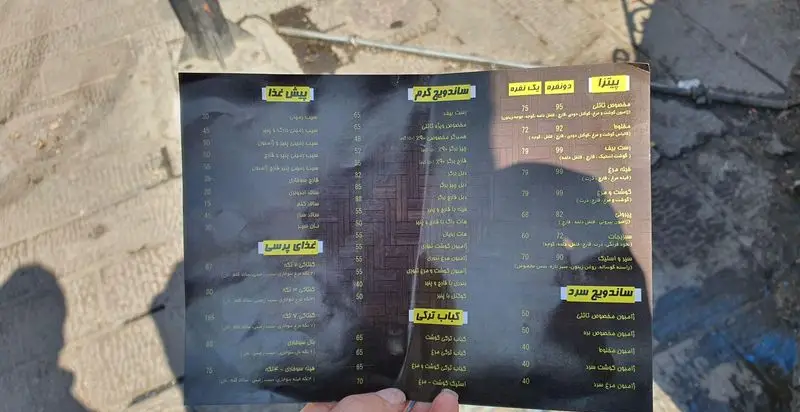 منو فست فود تاتلی نو شامل انواع پیتزا، ساندویچ گرم و سرد، کباب ترکی، پیش غذا و غذای پرسی با لیست کامل قیمت‌ها.