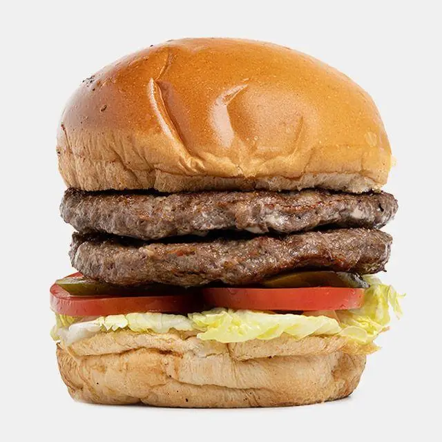 یک همبرگر دوبل عالی و وسوسه انگیز از باروس برگر، حاوی دو لایه پتی گوشت گریل شده، کاهو تازه، گوجه و خیارشور.