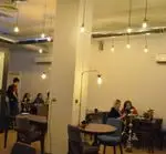 تصویر 1 - کافه رستوران و قلیان بار ویوان