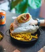 تصویر 2 - فست فود جیلیزویلیز پیروزی