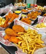 تصویر 3 - فست فود قلب طلایی نیاوران