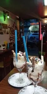 تصویر 1 - کافه اثر