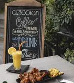 تصویر 2 - کافه رستوران آژمان