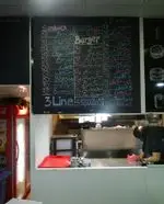 تصویر پروفایل فست فود 3 لاین