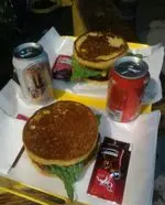 تصویر 5 - کالج برگر  برگرکلاسیک امریکای شمالی