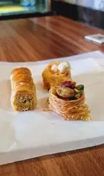 تصویر 1 - باقلوا لبنانی لیالی