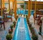 تصویر 1 - عمارت والا