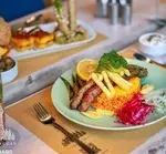 تصویر 3 - کافه چراغان بام لند