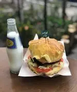 تصویر 2 - برگر آنتیک برگر 