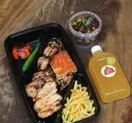 تصویر 5 - کافه روحی ( محوطه باغ نگارستان)