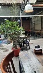 تصویر 1 - کافه حیاط هفت اقلیم