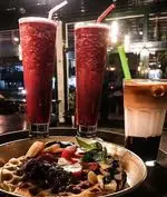 تصویر 4 - رد کافه Rad Cafe