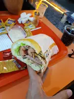 تصویر 2 - پیتزا و ساندویچ سعید