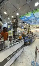 تصویر 1 - لبنیات سنتی و آبمیوه بستنی طرشت