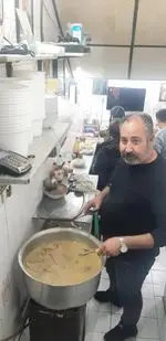 تصویر 1 - طباخی منوچهر