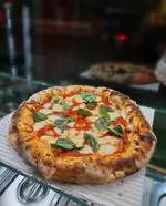 تصویر 2 - پیتزا آمی چی