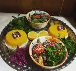 تصویر 1 - سفره خانه سنتی ماندگار