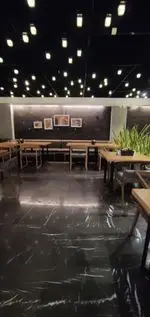 تصویر 4 - فست فود دکتر آرین