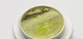 آش سبز و خوشرنگ راد، آماده سرو در آش و حلیم پزی راد، انتخابی عالی برای دوستداران غذاهای سنتی و مقوی.