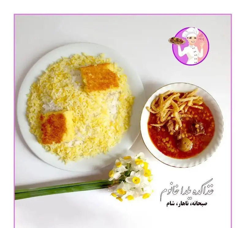 غذا کده یلدا خانوم: پلو زعفرانی با ته دیگ طلایی و خورشت قیمه مجلسی با سیب زمینی سرخ شده، مناسب برای صبحانه، ناهار و شام ایرانی.