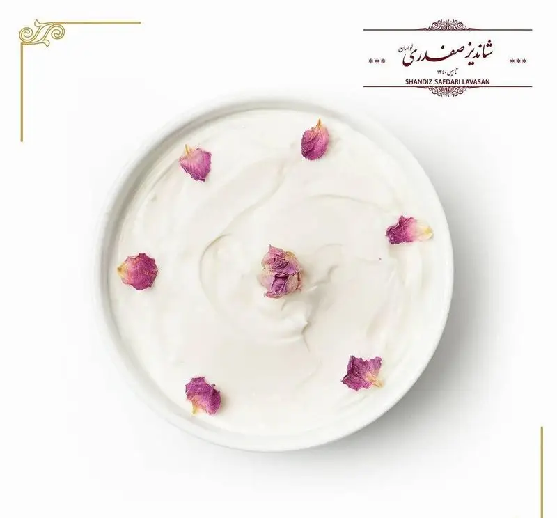 عکس دسر ماست گل محمدی معطر و خوش طعم، یک انتخاب عالی از منوی خاص رستوران شاندیز صفدری لواسان، تجربه ای لذت بخش